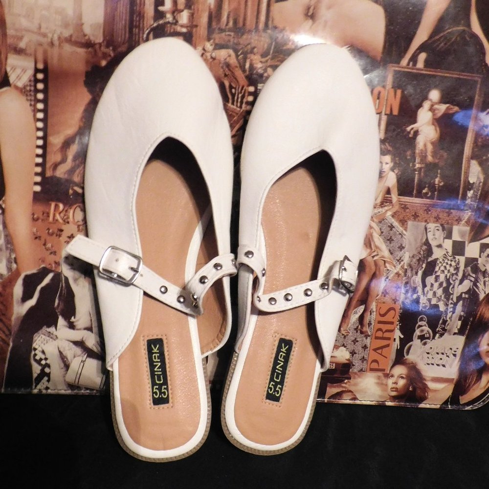 CINAK WHITE SANDLE NEW